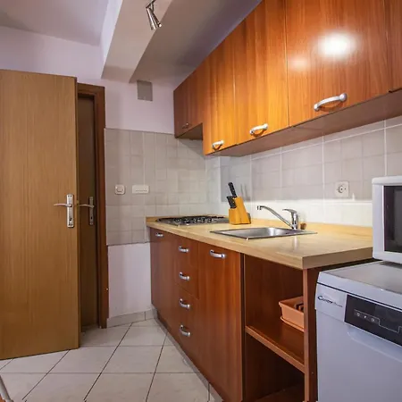 Branka アパート *